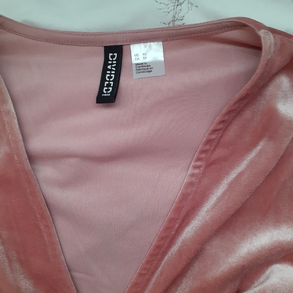 ❤ H&M Pink Velvet Bodycon Wrap Dress XS - Picture 5 of 5